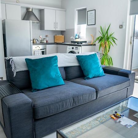 Causeway Coast Beach Front Apartment - Ballycastle Exterior photo